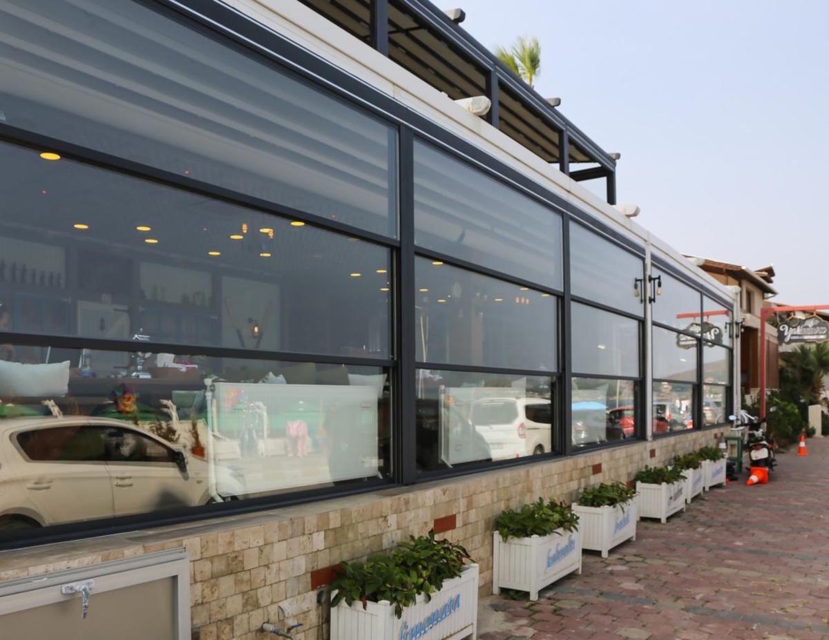 Küçükkuyu Giyotin Cam Balkon Küçükkuyu Giyotin Cam Balkon